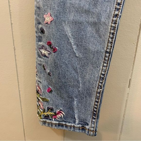 Jella C. Blue Floral Embroidered Distressed Skinny Mid Rise 5 Pocket Jeans 29 M - Picture 6 of 11